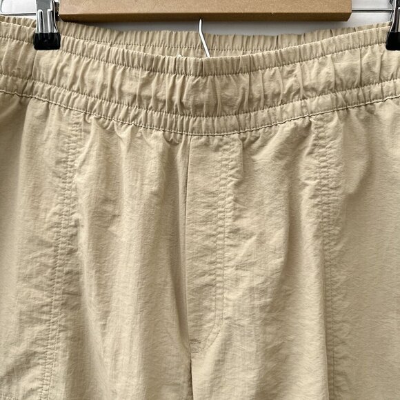 Old Navy‎ Wide Leg Quicky Dry Elastic Khaki Cargo Cut-Off Pants Cropped Zip XL - Picture 8 of 15